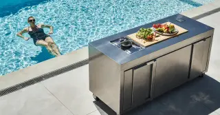 Outdoor Island On Wheels